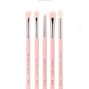 Motd 5 piece essential eye brush set